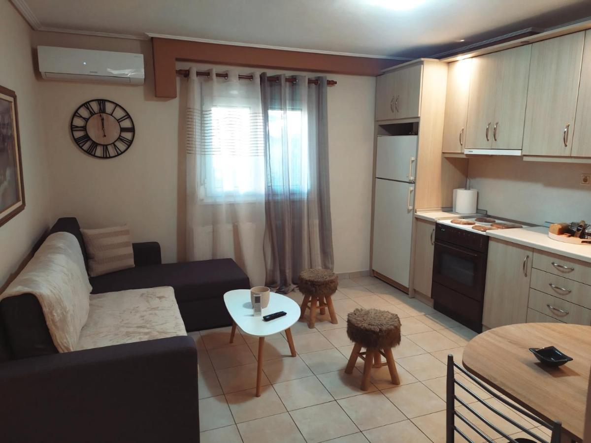 Apartment Near The Sea, Volos Esterno foto