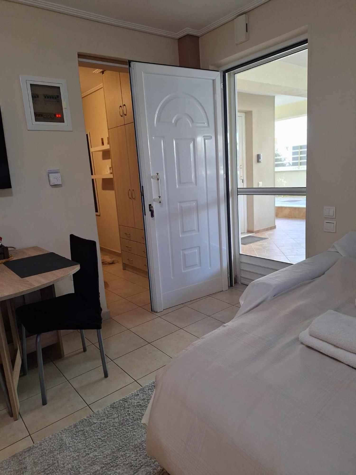 Apartment Near The Sea, Volos Esterno foto
